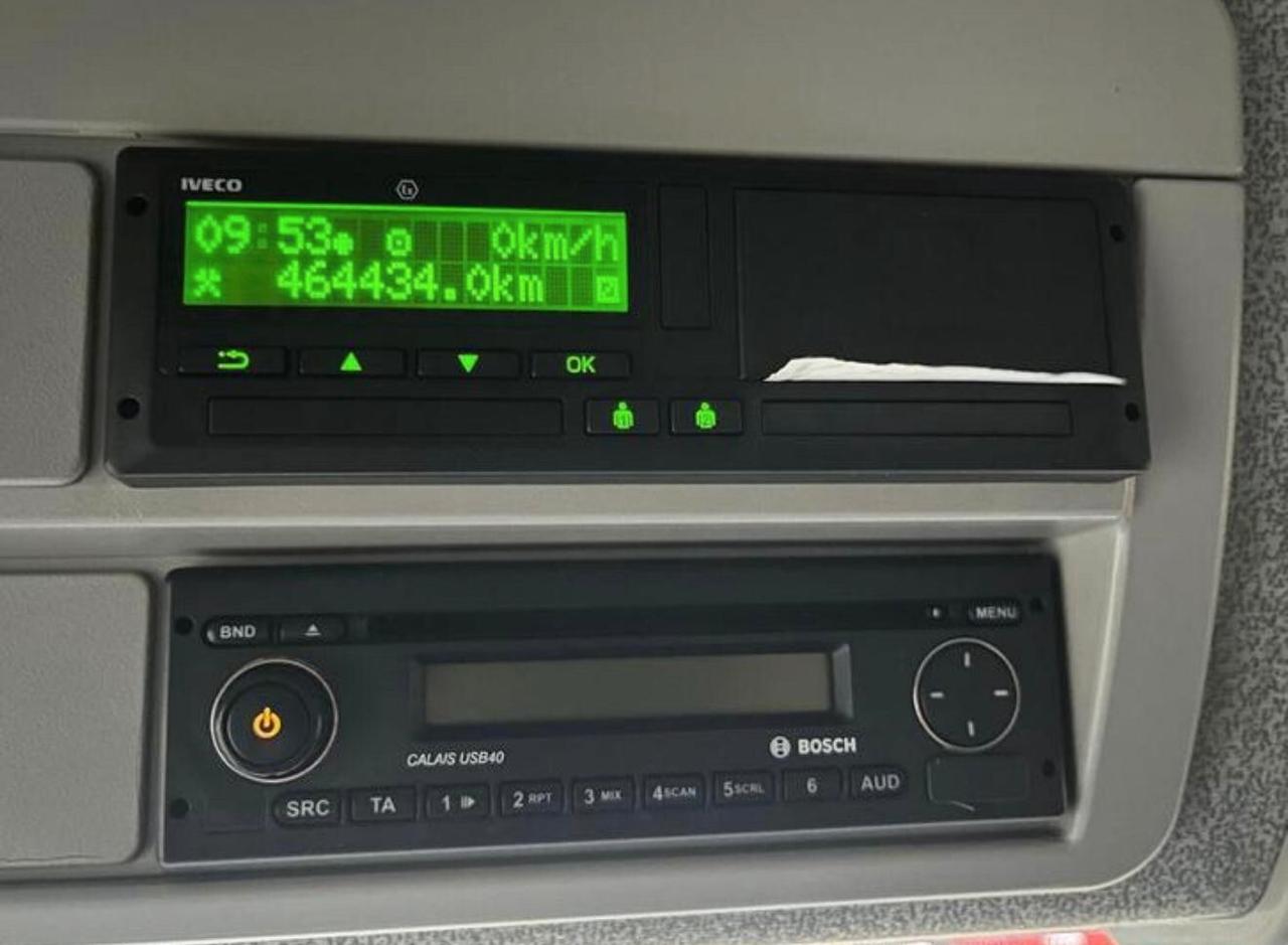 IVECO EUROCARGO 190 E28 /P CENTINA E TELONE