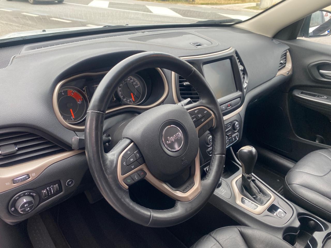 Jeep Cherokee 2.2 Mjt II 4WD Active Drive I Overland