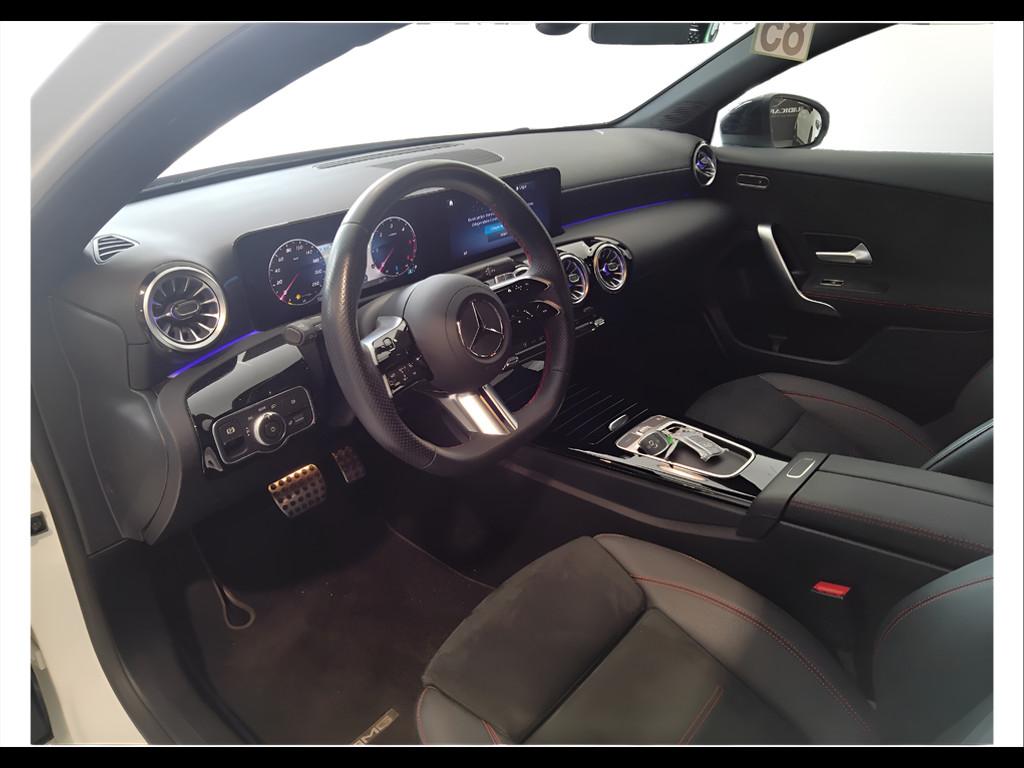 Mercedes-Benz Classe A - W177 2023 - A 180 d AMG Line Advanced Plus auto