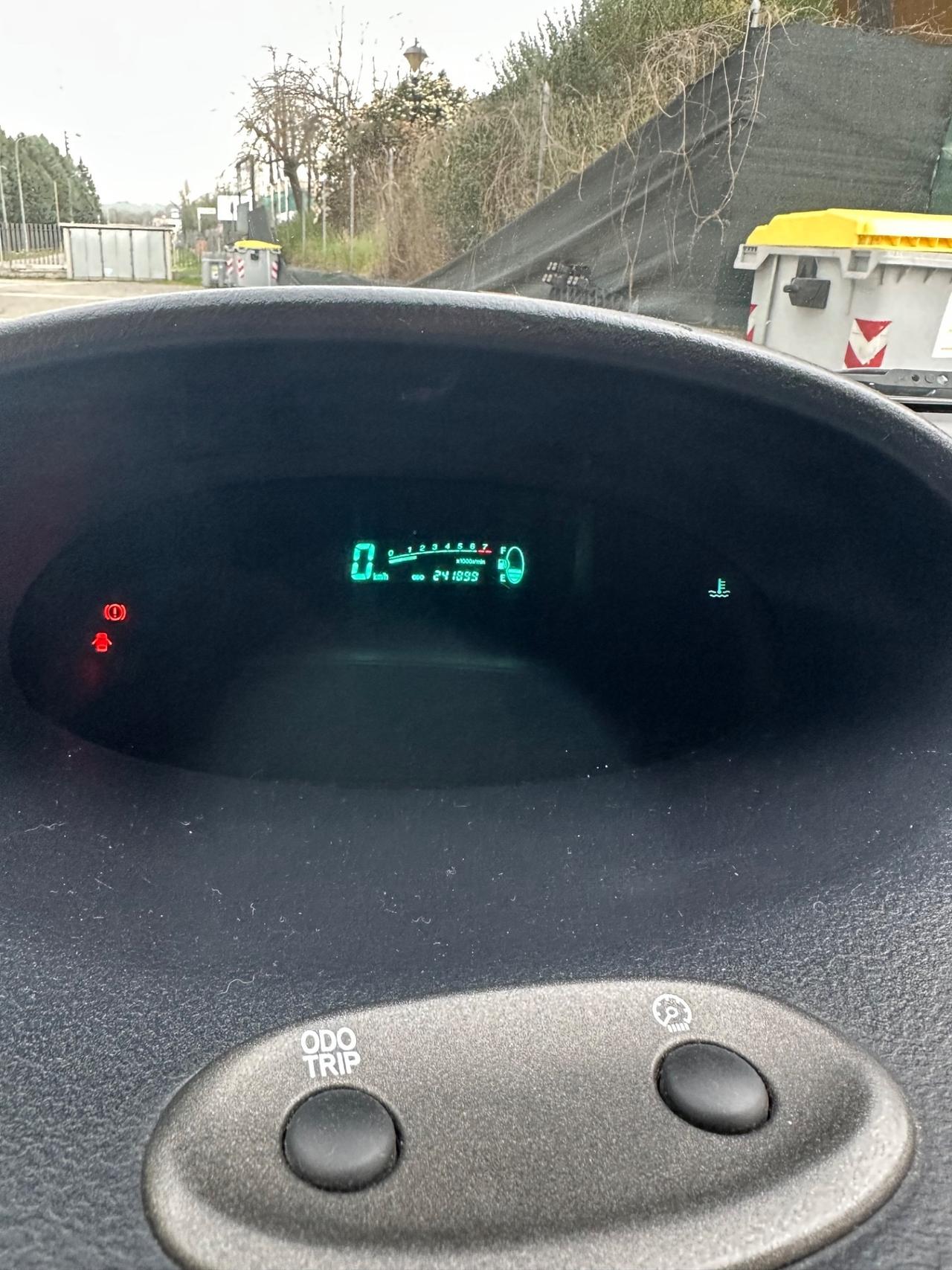 Toyota Yaris Verso 1.3i 16V cat Sol