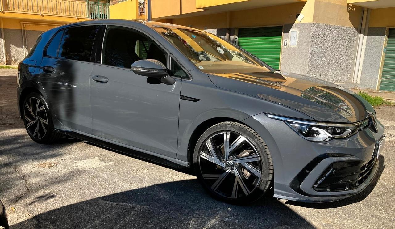 VW Golf 2.0 TDI 150 CV DSG SCR R-Line unipro uff ITA