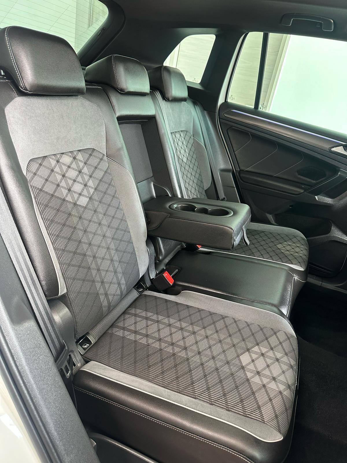 Volkswagen Tiguan 2.0 TDI 150 CV SCR DSG R-Line TETTO APRIBILE