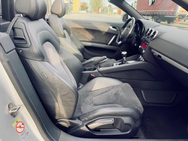 AUDI TT Roadster 2.0 TFSI