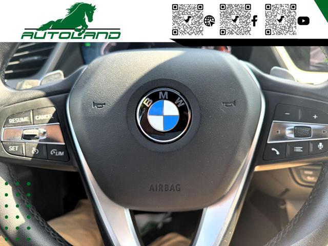 BMW 118 d 5p. Luxury150 CV Cerchio18"Pack Manutenzioni