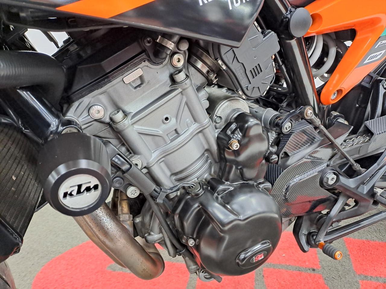 KTM Duke 890 GP TUA DA 84€ / MESE – ACCONTO 0