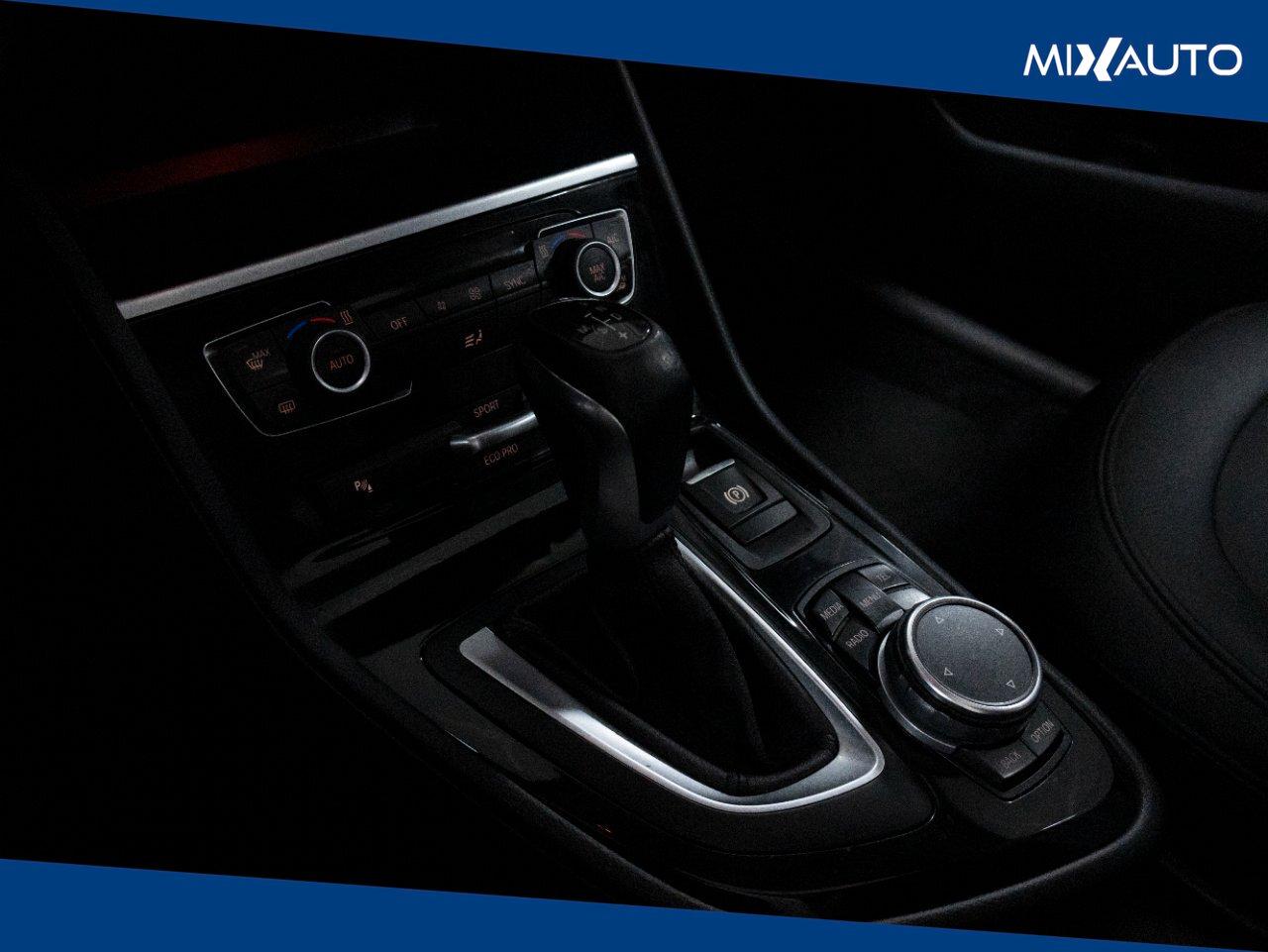 BMW 218 d Active Tourer Luxury Auto
