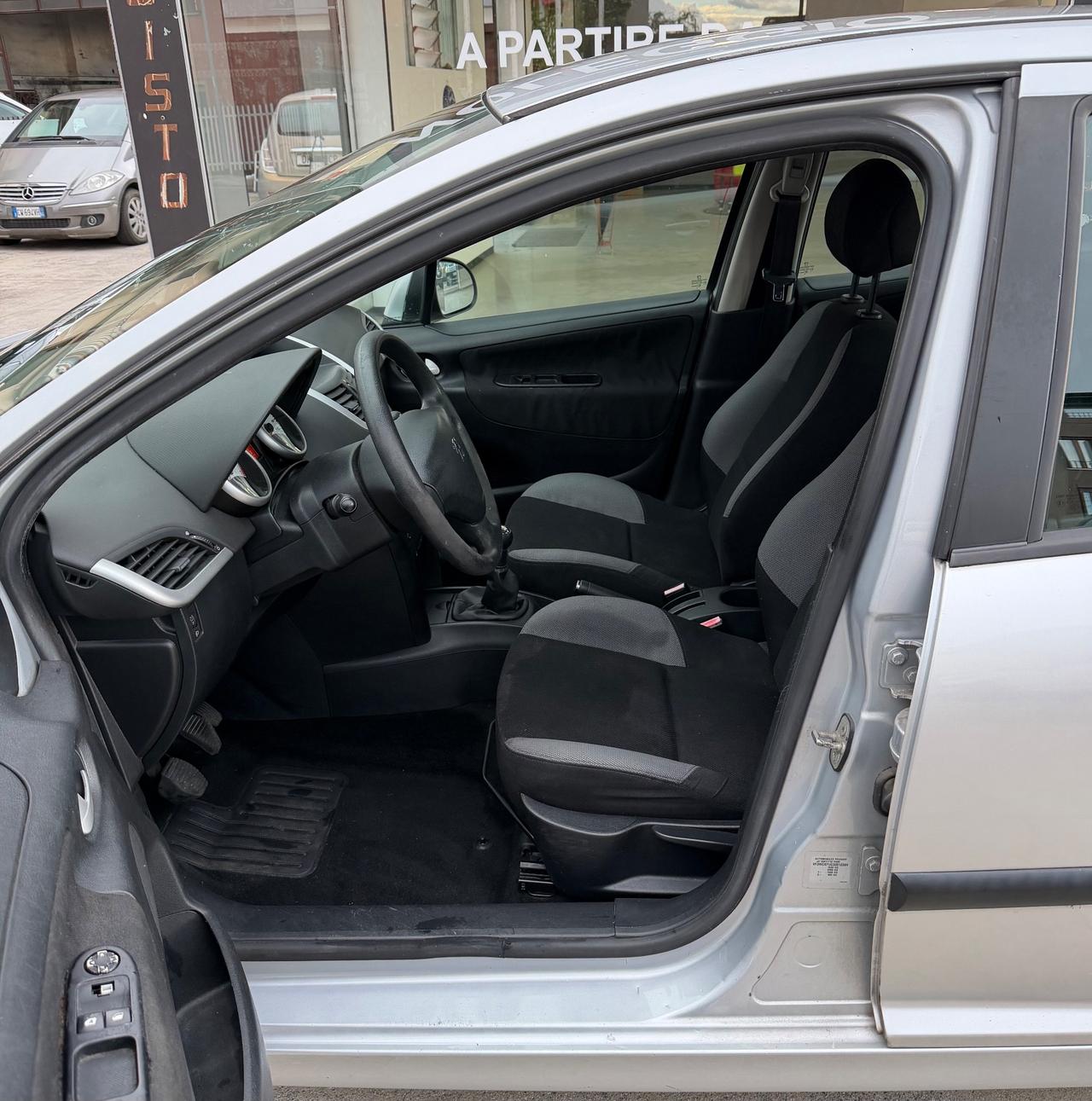 Peugeot 207 1.4 88CV 5p. X Line- NEOPATENTATI