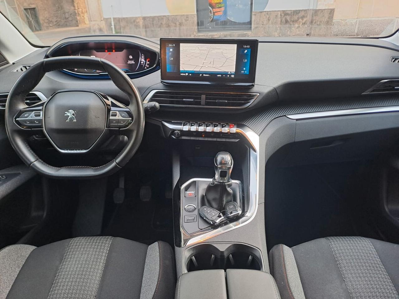 Peugeot 3008 HDi 130 cv tagliandata