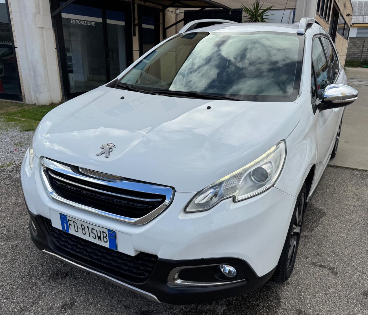 Peugeot 2008 1.6 BlueHDi 120 Allure -GRIP CONTROL-