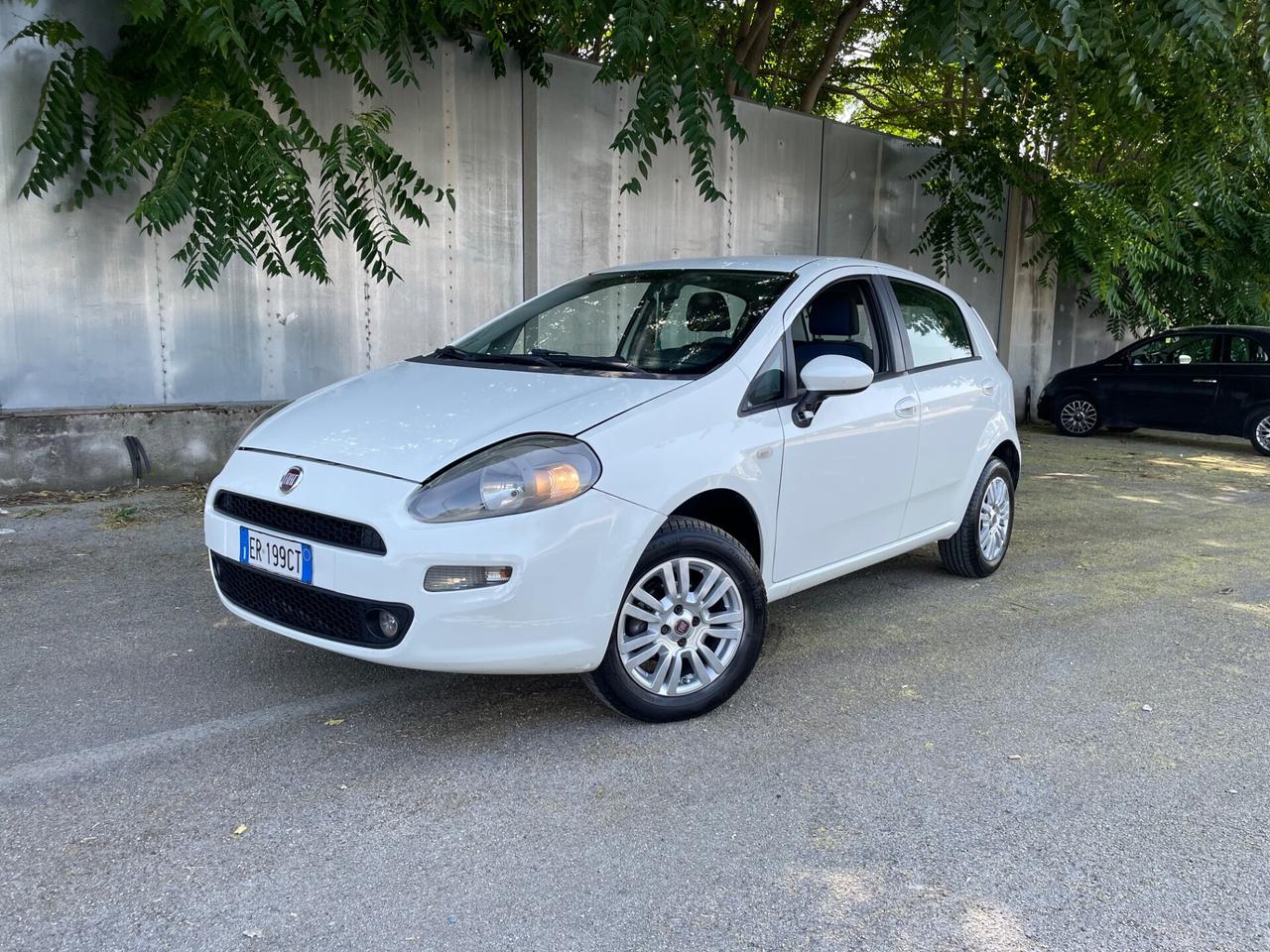 Fiat Punto Easy 1.4 Natural Power Super Full 2014