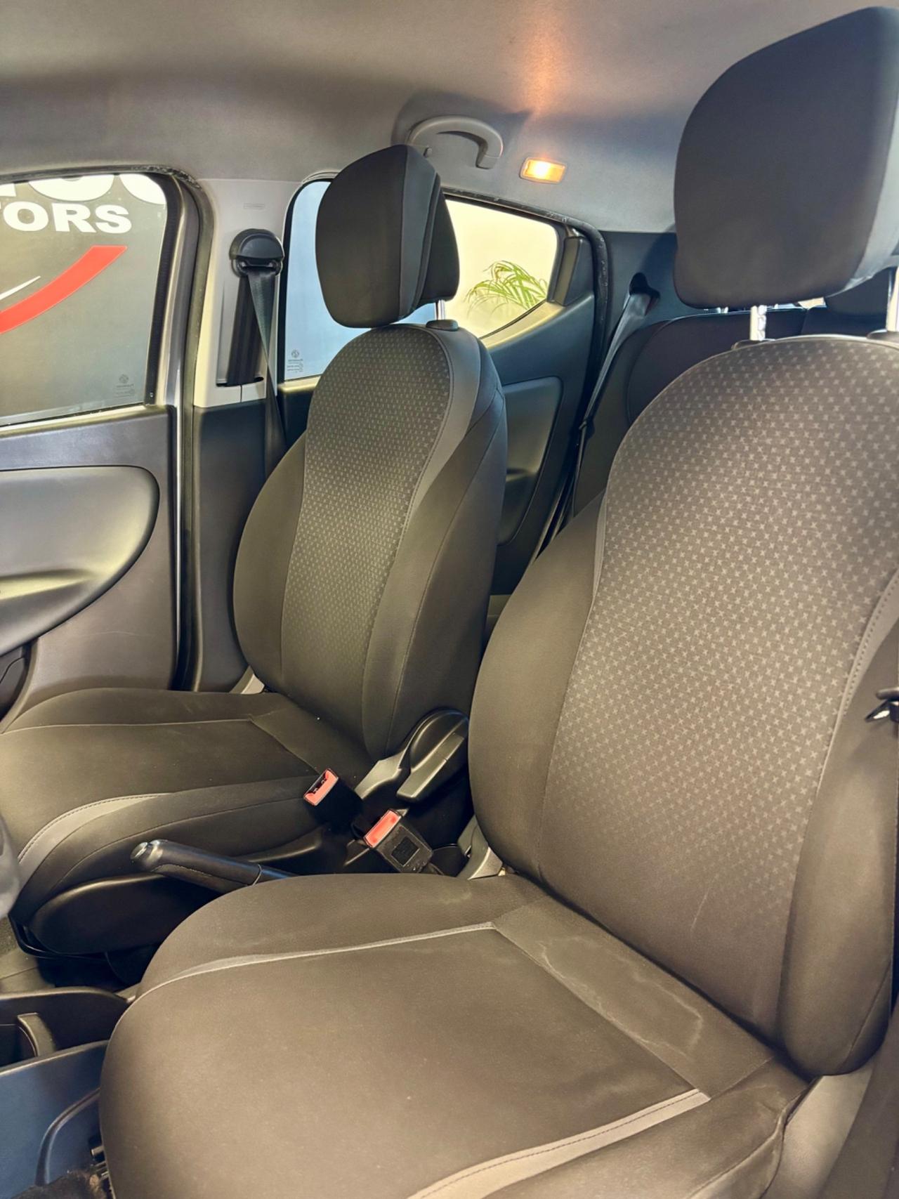 Lancia Ypsilon 1.2 69 CV 5 porte GPL Ecochic Gold