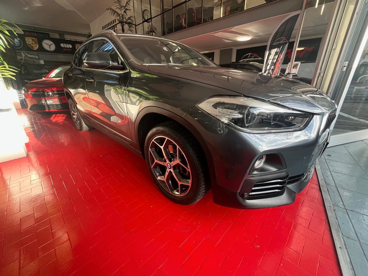 Bmw X2 S-Drive18d Business XENO NAVI GARANZIA 24 MESI