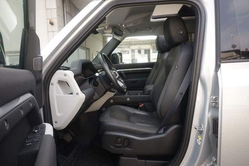Land Rover Defender Land Rover Defender 2.0 SD4 240 110 First Edition AWD auto 177KW ANNO 2020