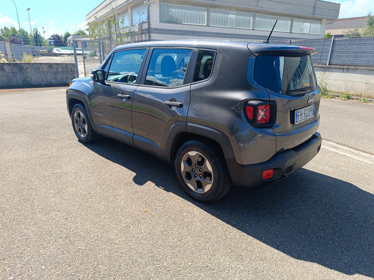 Jeep Renegade 1.6 Mjt del 2017 PER NEOPATENTATI