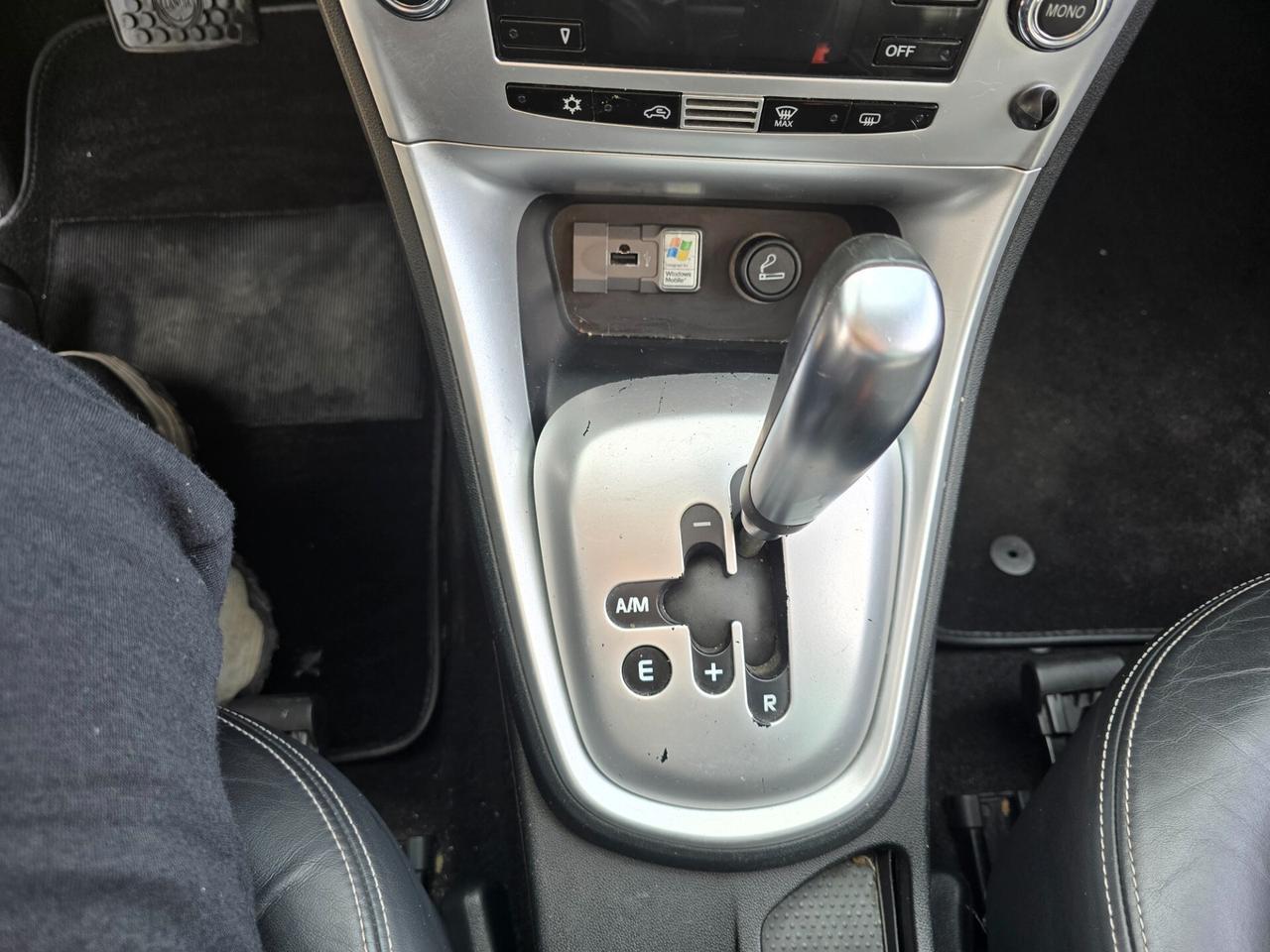 Lancia Delta 1.6 MJT 120cv doppio tetto aprib. Automat. 2009