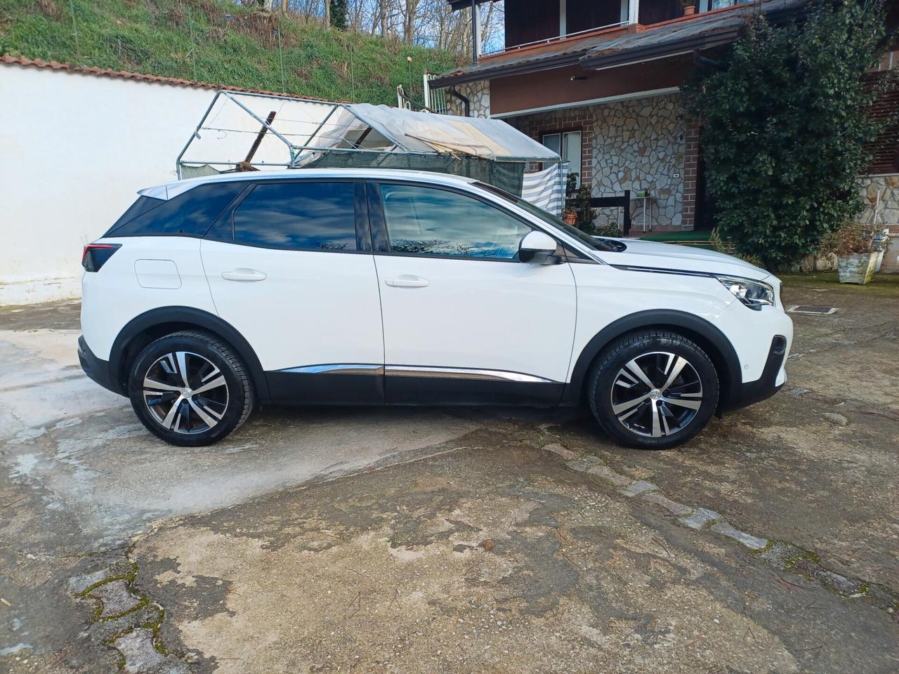 Peugeot 3008 BlueHDi 120 S&S EAT6 Allure