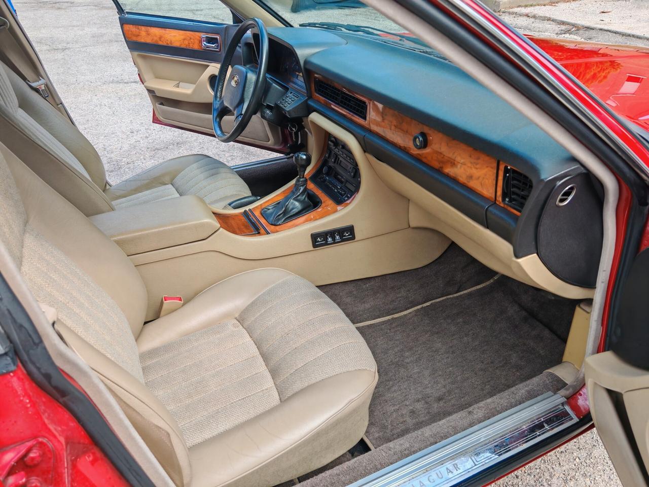 Jaguar XJ6 3.2 cat - 1992 - Targa Oro