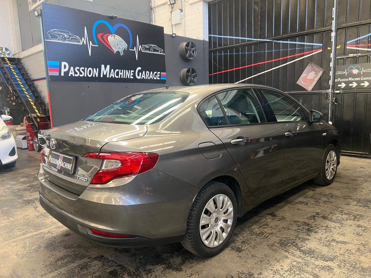 Fiat Tipo 1.3 Mjt S&S 5 porte Easy