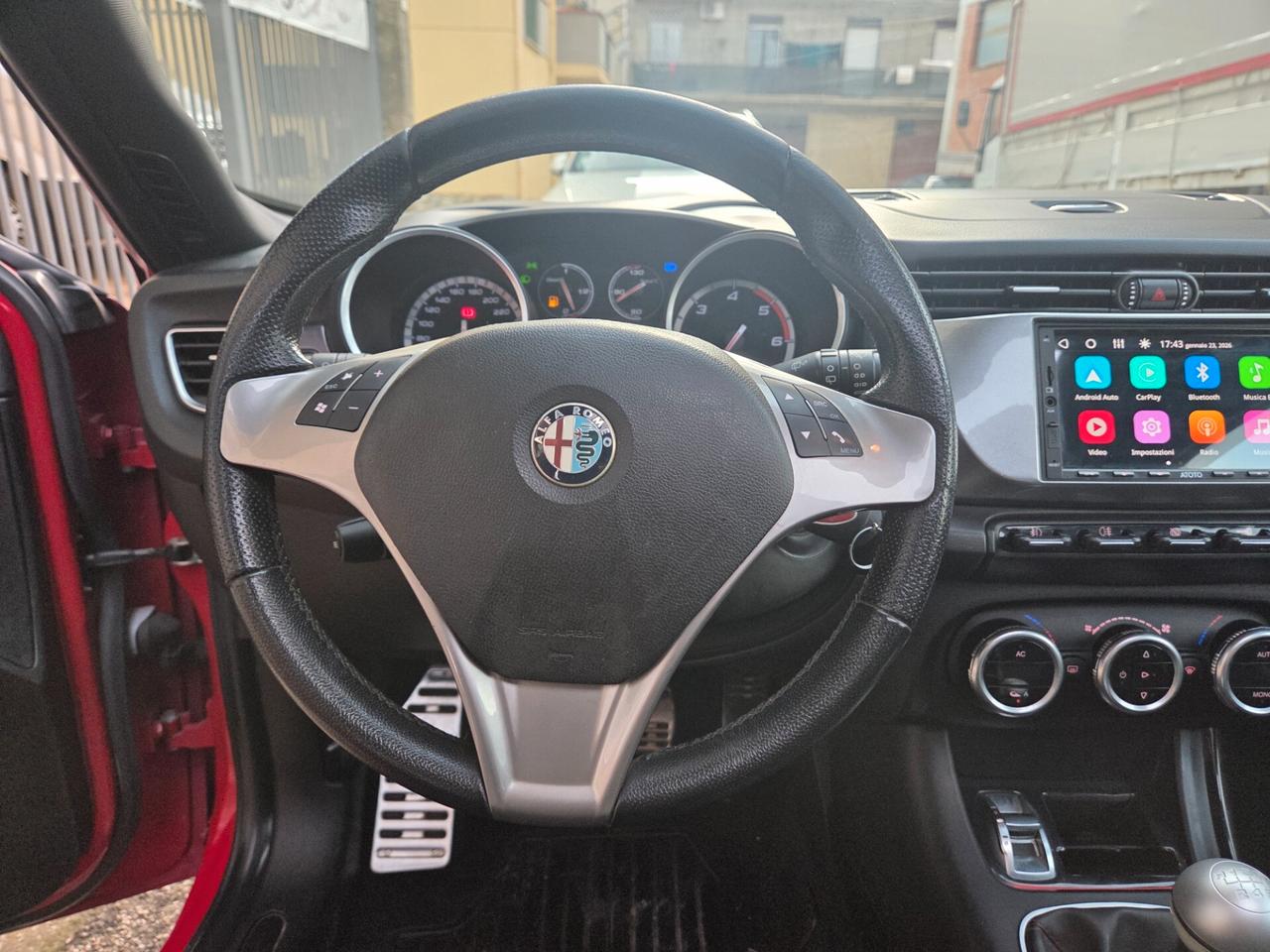 ALFA GIULIETTA 2.0 JTDM TETTO APRIBILE KM 120000 CERTIF