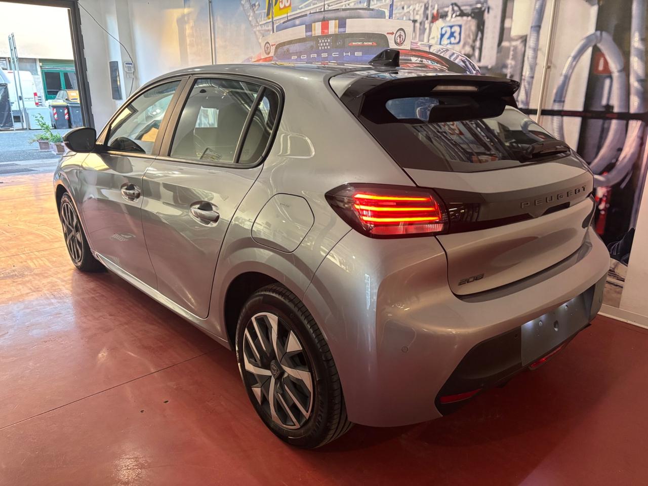 Peugeot 208 PureTech 100 Stop&Start 5 porte Active