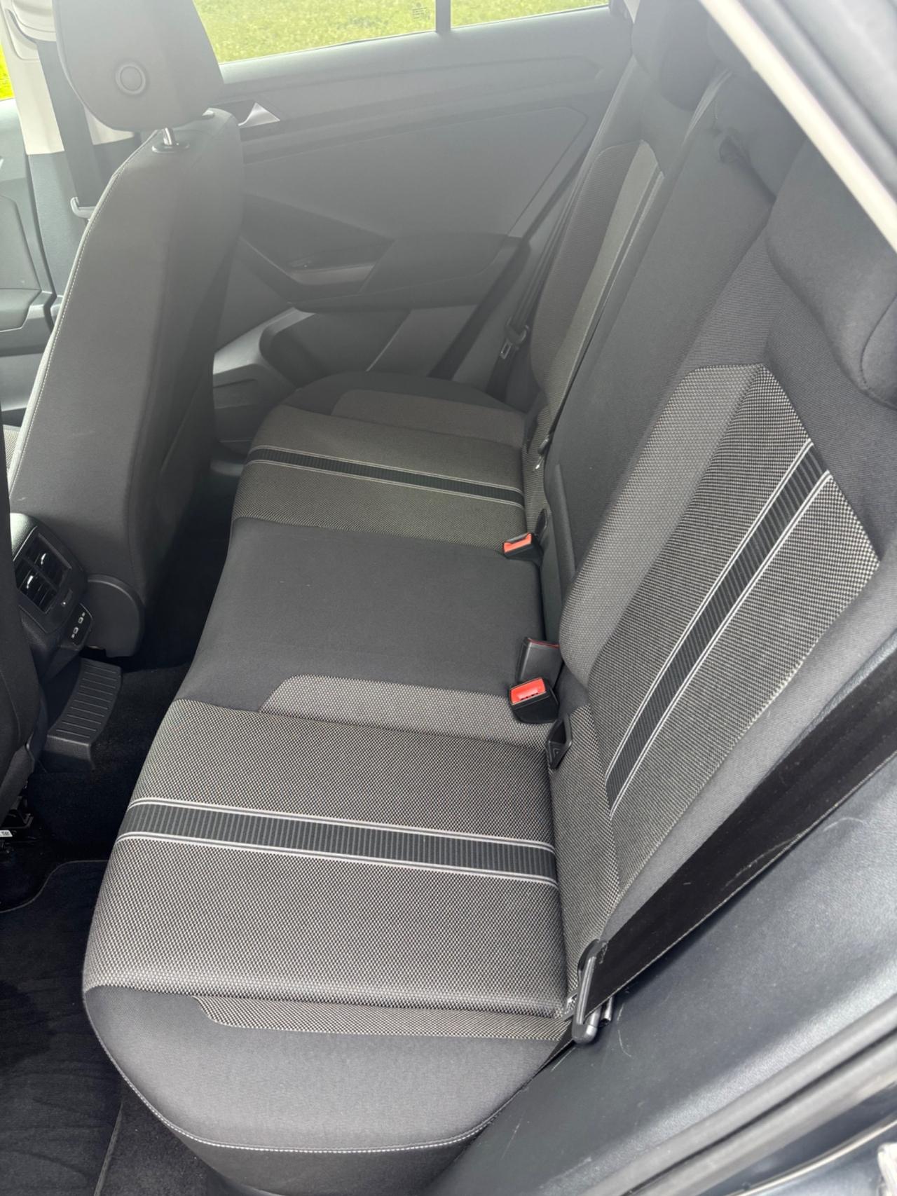 Volkswagen T-Roc 2.0 TDI 150 CV DSG BlueMotion Technology