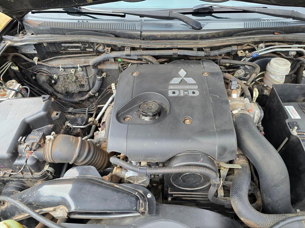 Mitsubishi L200 2.5 DI-D/136CV CLUB CUB INVITE