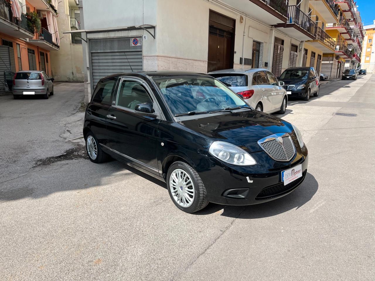 Lancia Ypsilon 1.2 69 CV Diva