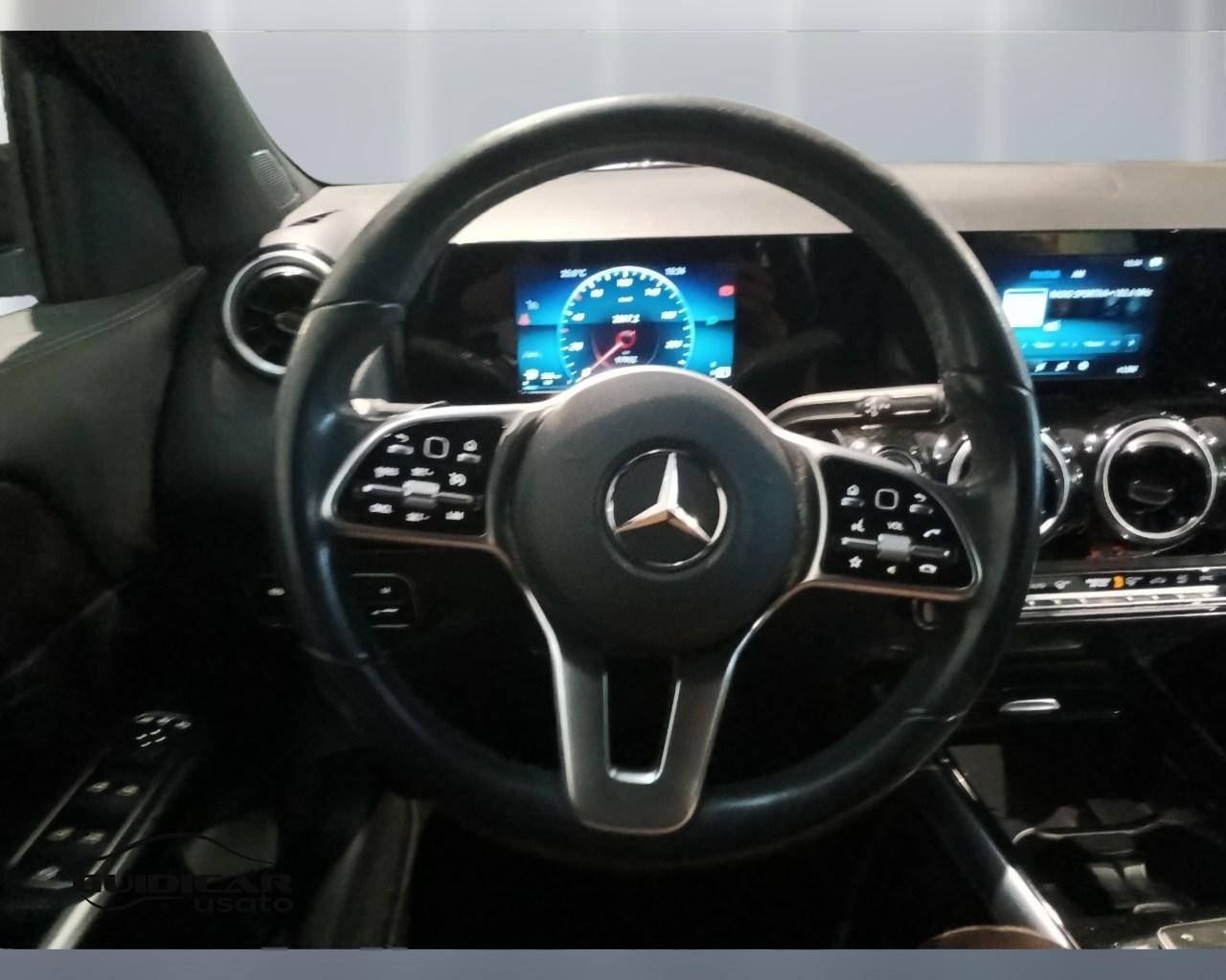 Mercedes-Benz GLA-H247 2020 - GLA 180 d Sport Plus auto