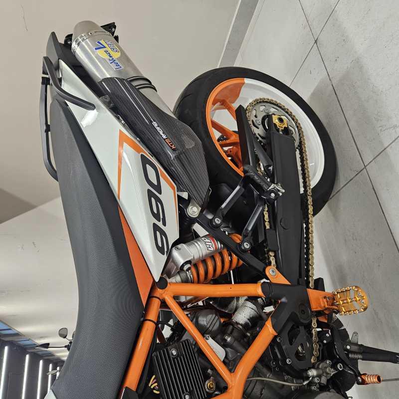 KTM 990 Supermoto R - 2011