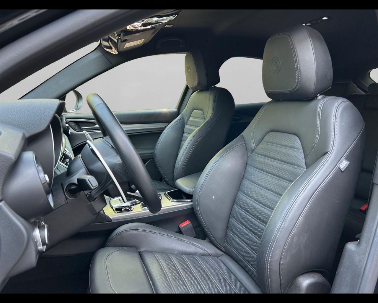 ALFA ROMEO Stelvio 2023 - Stelvio 2.2 t Veloce Q4 210cv auto