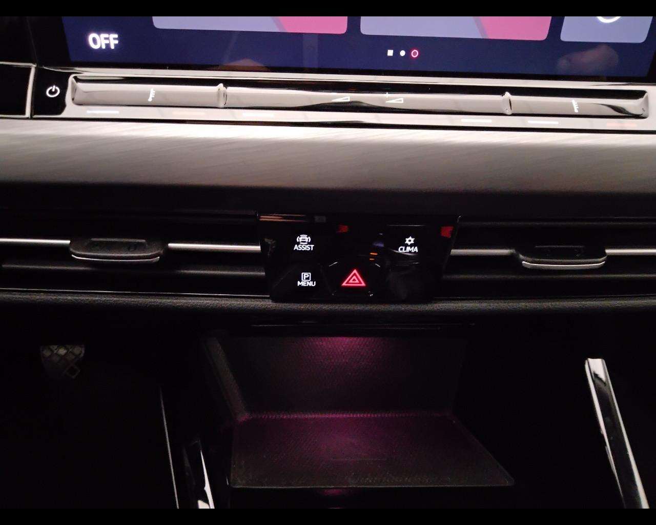 VOLKSWAGEN Golf VIII 2020 - Golf 2.0 tdi Style 115cv