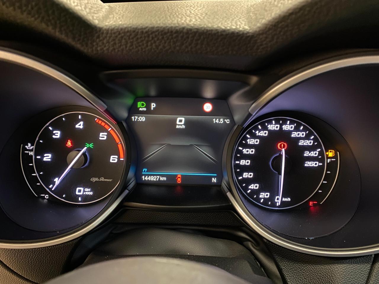 Alfa Romeo Stelvio 2.2 210 CV AT8 Q4 Veloce