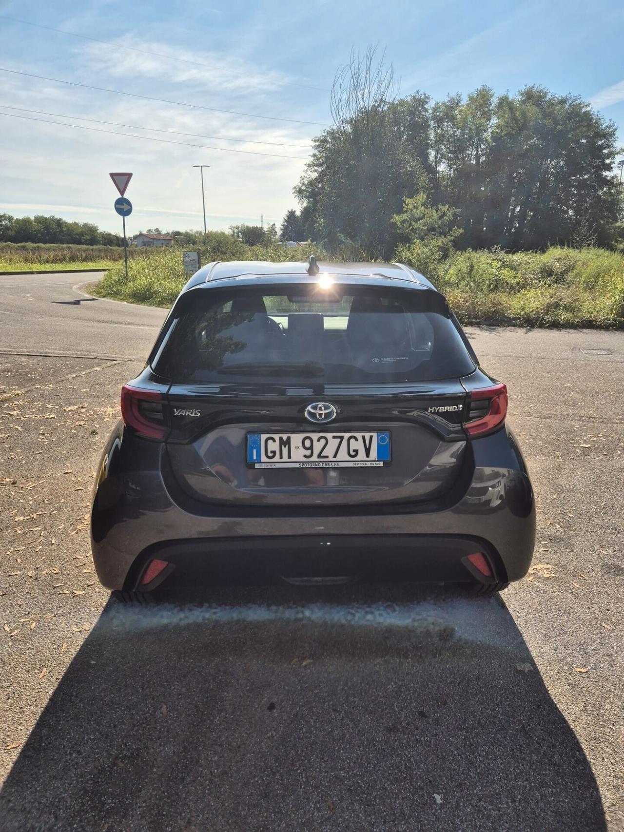 Toyota Yaris 1.5 Hybrid 5 porte Trend CON 7 ANNI DI GARANZIA MECCANICA