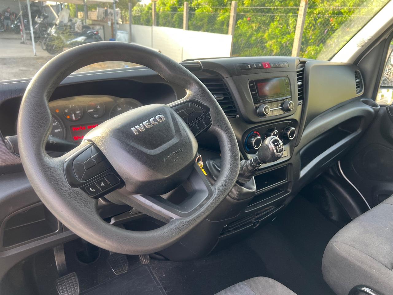 Iveco Daily 35S12 2.3