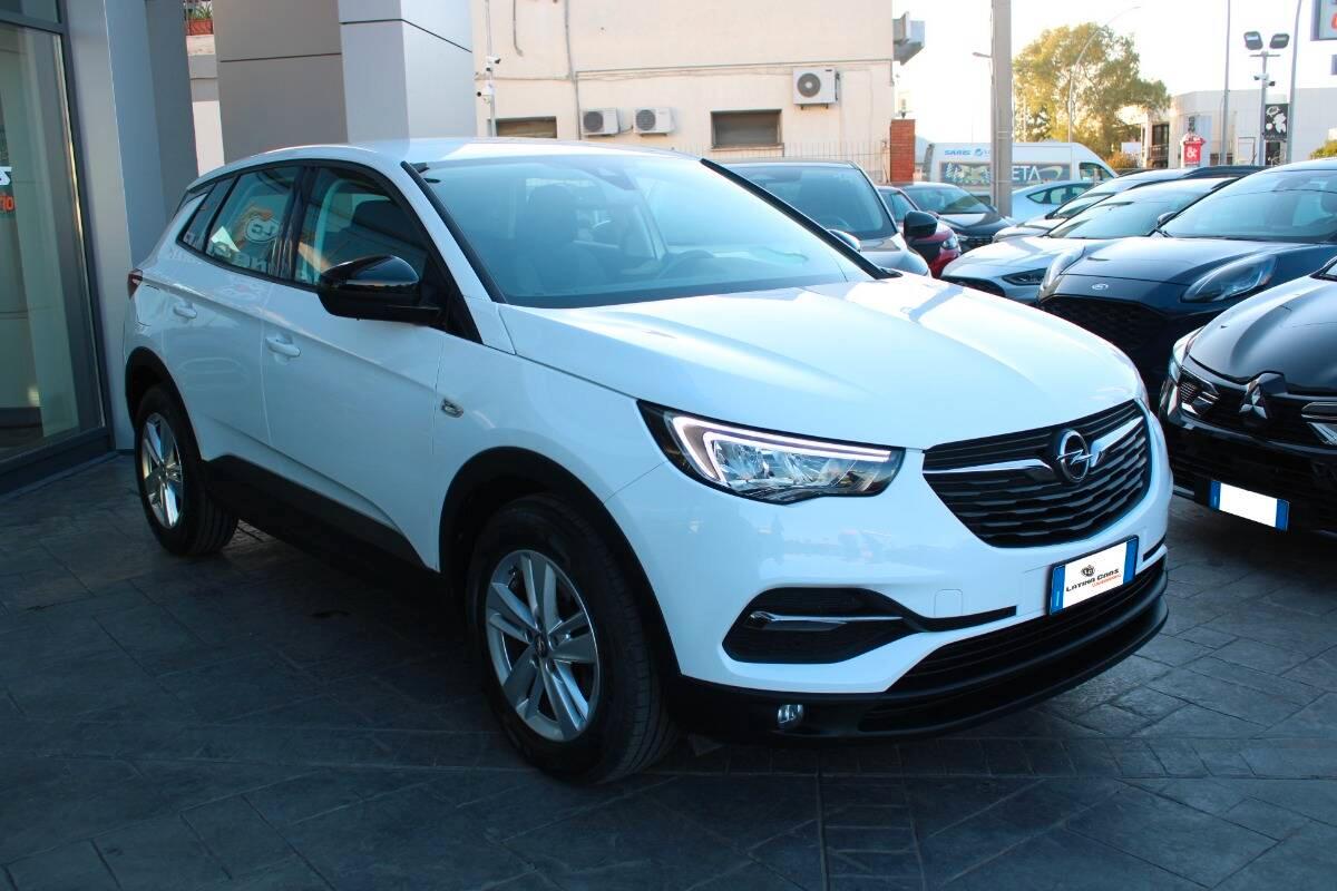Opel Grandland X 1.5 ecotec Business s&s 130cv con Navi e CarPlay