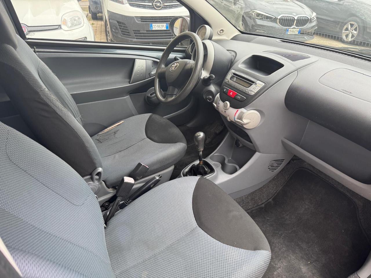 Toyota Aygo 1.0 12V VVT-i 3 porte Sol