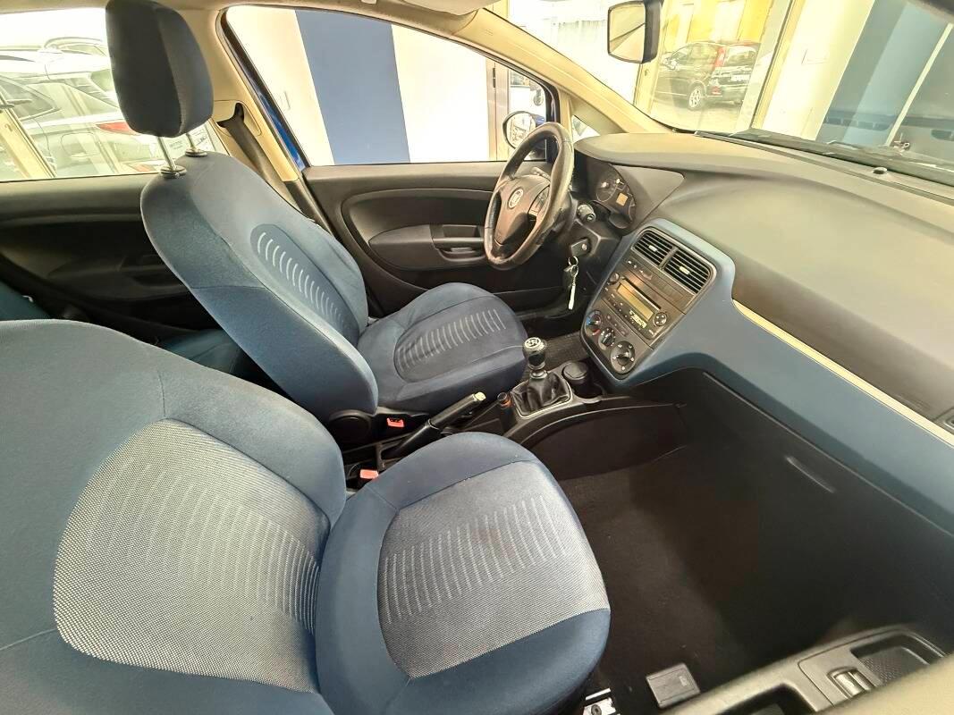 Fiat Punto 1.2 Active c clima 65cv 5p