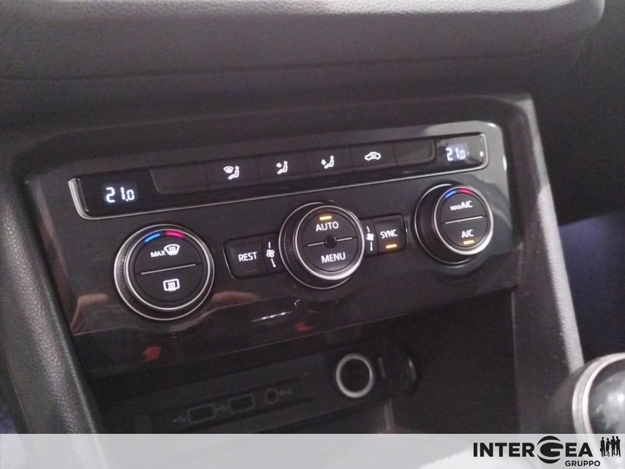 VOLKSWAGEN Tiguan 1.5 tsi Sport 130cv