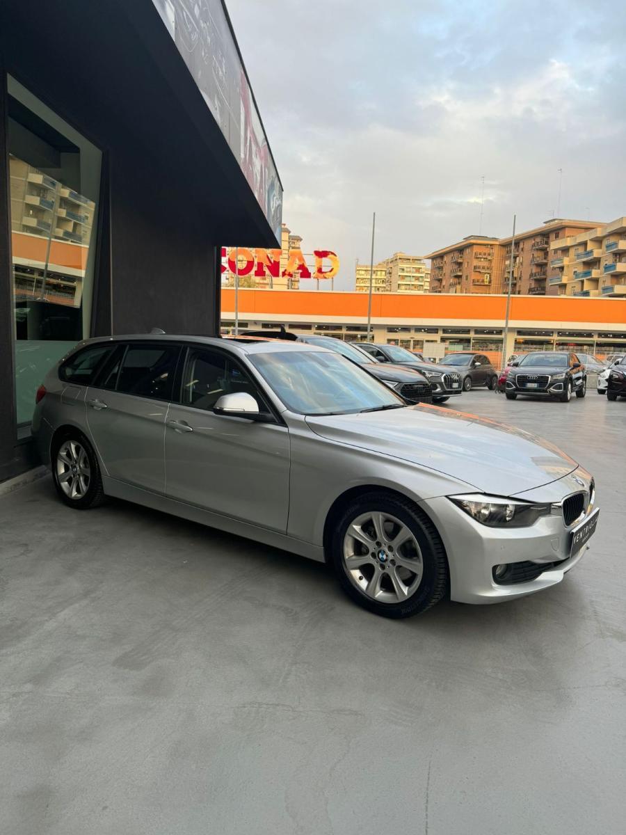 BMW - Serie 3 Touring - 320d CAMBIO AUTOMATICO