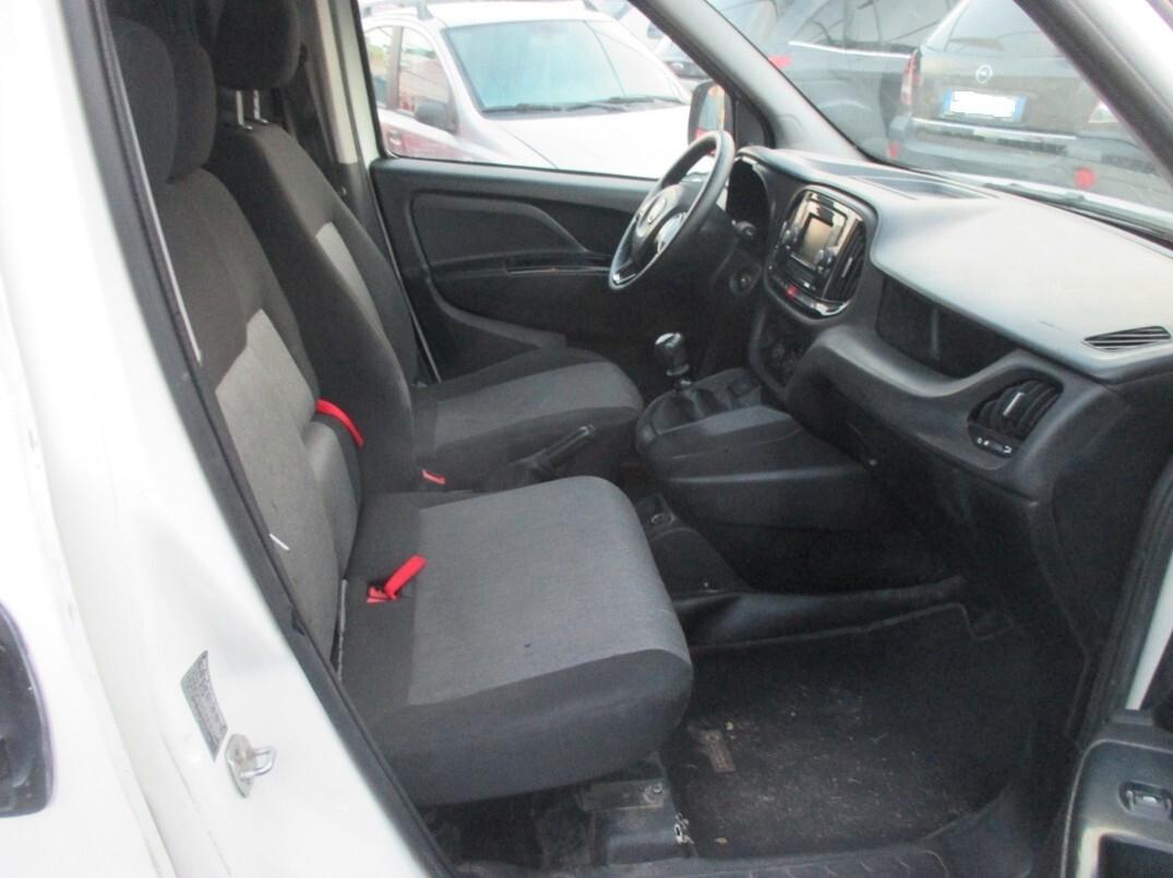 Fiat Doblò 1.6 MJT 105CV Cargo Maxi 3 Posti