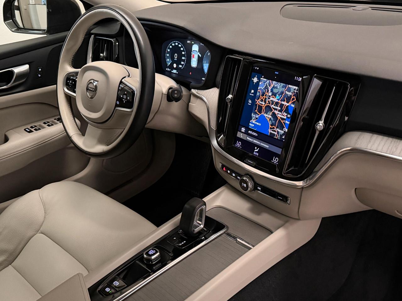 Volvo V60 Cross Country B4 (d) AWD automatico Ultimate