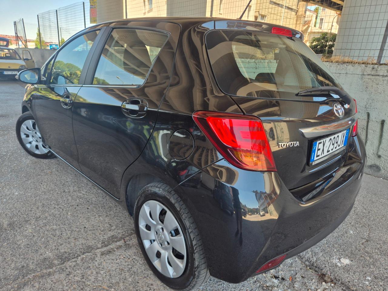 TOYOTA YARIS RESTAILING 1.4 DIESEL NUOVISSIMA 2015