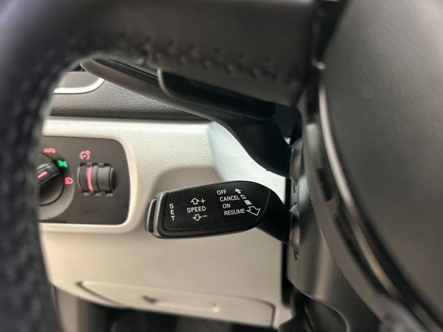AUDI Q3 2.0 TDI quattro S tronic Advanced
