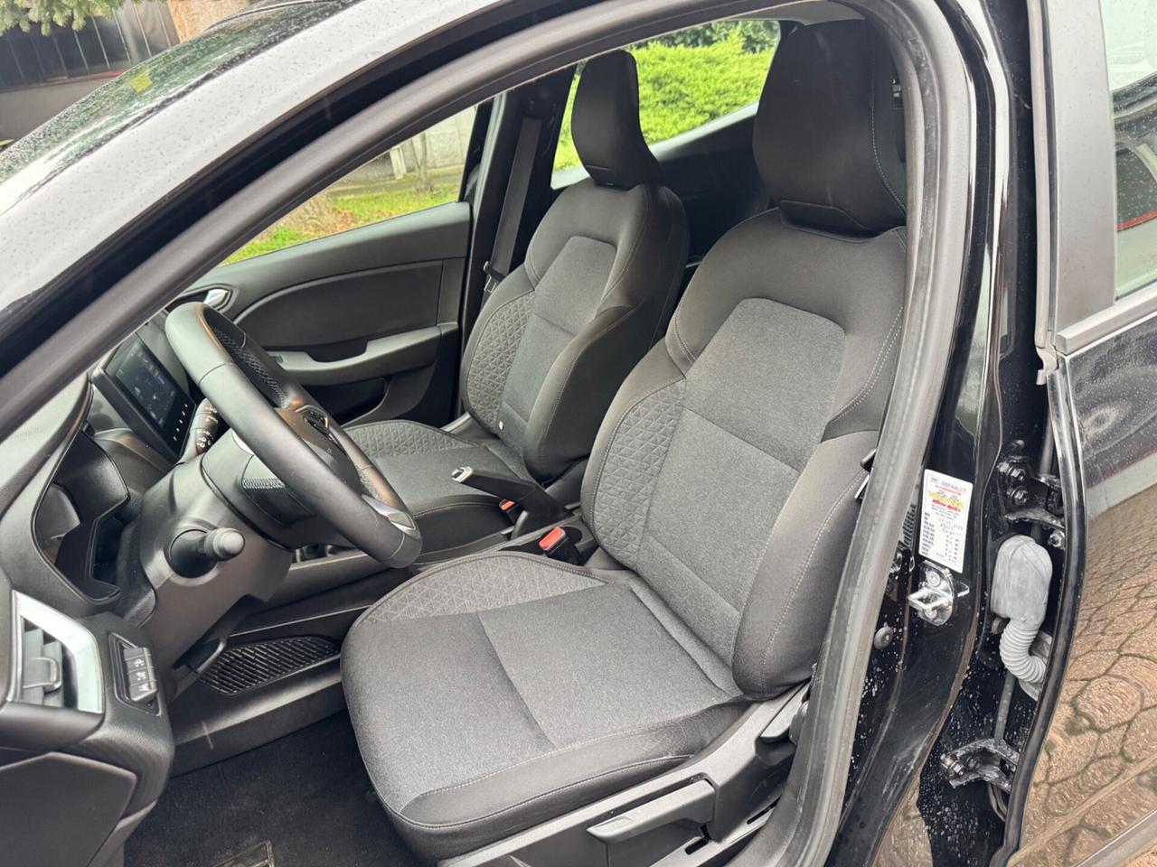 Renault clio 4 posti