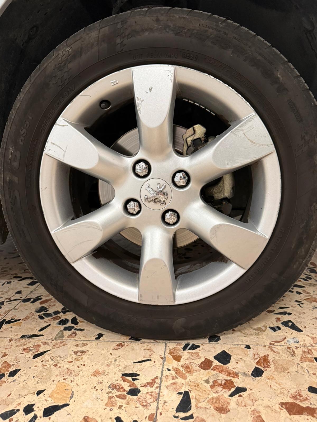 Peugeot 307 1.6 16V HDi FAP 90CV 5p. D-Sign