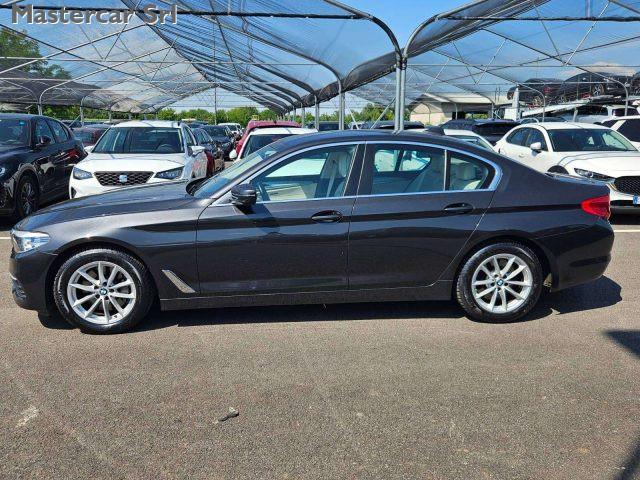 BMW 530 Berlina 530d xdrive Business 249cv auto - FR415SE