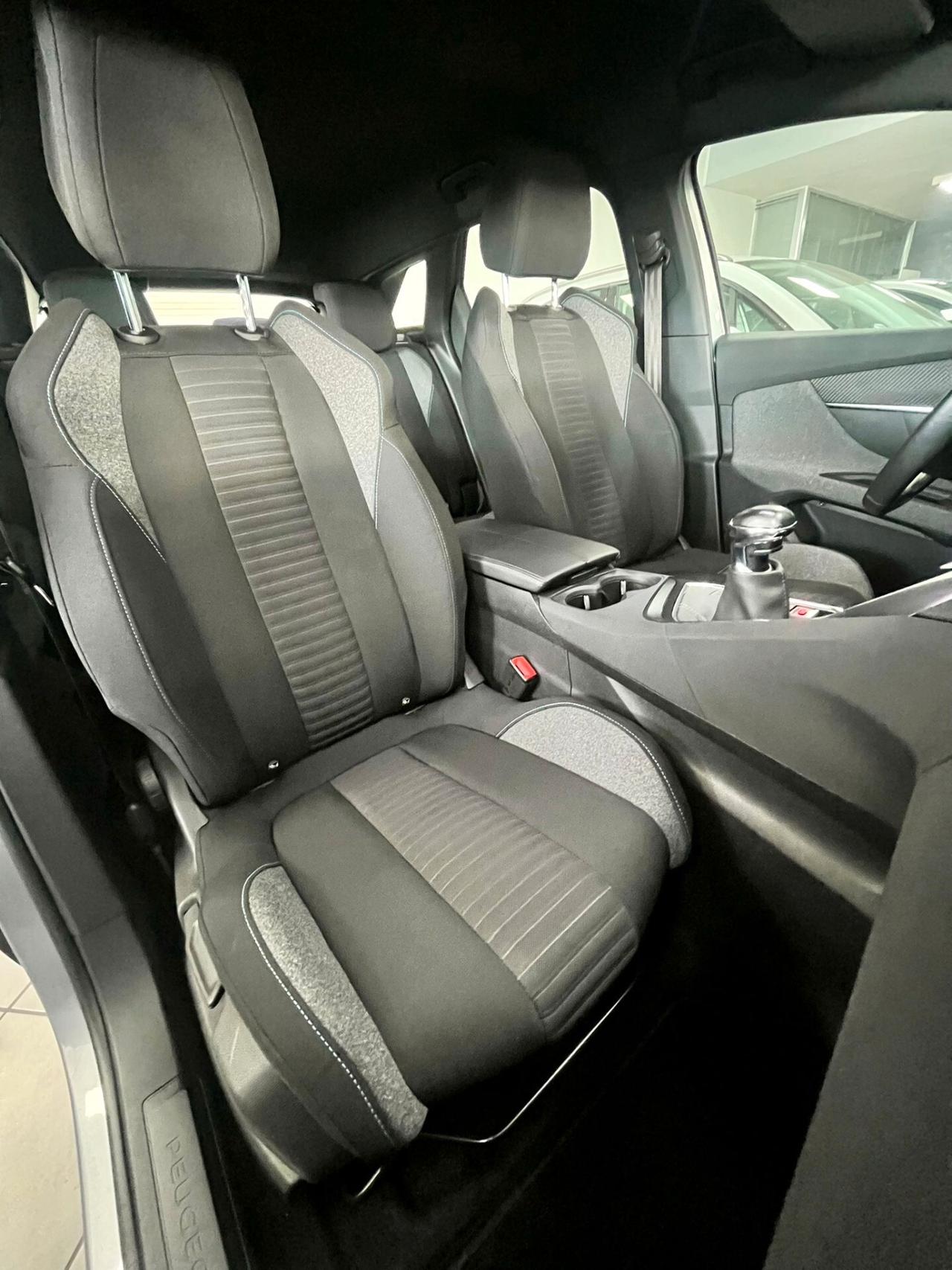 Peugeot 3008 PureTech Turbo 130 S&S Active Pack