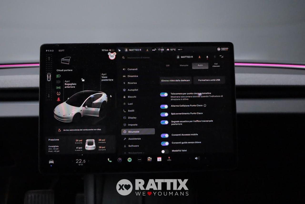 Tesla Model 3 motore elettrico Premium RWD + tetto panoramico & Wallbox