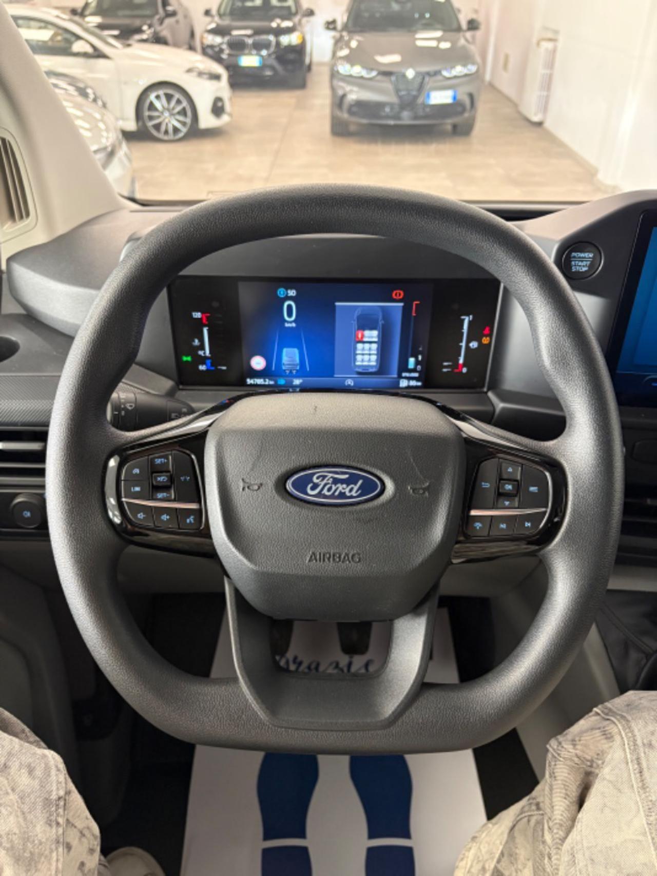 Ford Transit Custom 320 2.0 EcoBlue 136CVCombi 9 POSTI €24900+IVA