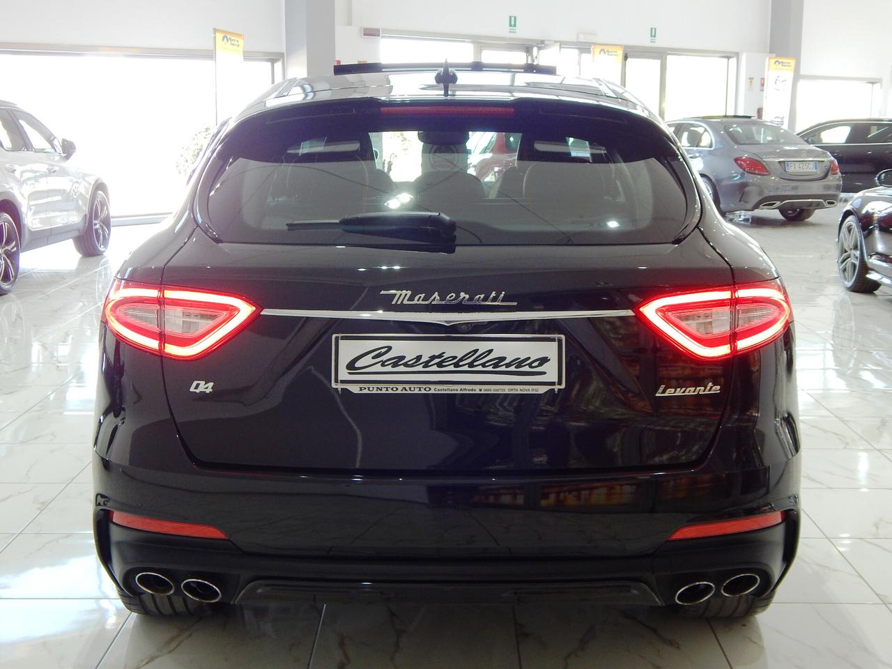 Maserati Levante 3.0d V6 Gransport 250cv Aut. TETTO-NAVI-PELLE-PARK